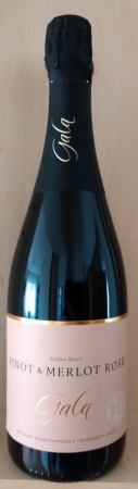 Fľaša vína Pinot & Merlot Rose 2017, akostné šumivé víno (extra brut)