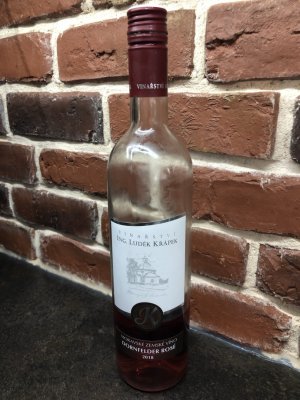Fľaša vína Dornfelder rosé 2018, stolné víno (polosuché)