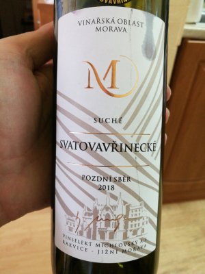 Fľaša vína Svatovavřinecké 2018, pozdný sber (suché)
