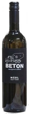 Fľaša vína Beton Sauvignon + Neuburské 2016, zemské víno