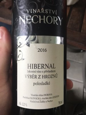 Fľaša vína Hibernal 2016, výber z hrozna (polosladké)