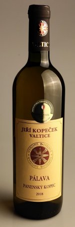 Fľaša vína Pálava 2018, bobuľový výber (polosuché)
