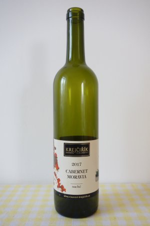 Fľaša vína Cabernet Moravia 2017, zemské víno (suché)