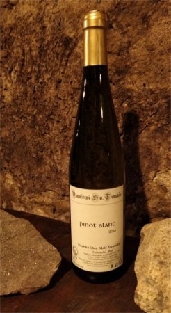 Fľaša vína Pinot blanc 2018, zemské víno (polosuché)
