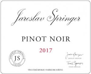 Fľaša vína Pinot noir 2017, zemské víno (suché)