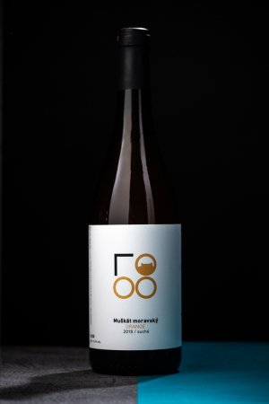 Fľaša vína Muškát & Müller ORANGE 2019, zemské víno (suché)