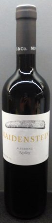 Fľaša vína Riesling Maidenstein 2015, pozdný sber (polosuché)