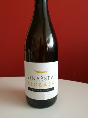 Fľaša vína Pálava 2017, pozdný sber (polosuché)