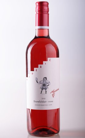 Fľaša vína Dornfelder rosé 2018, zemské víno (suché)