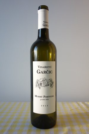 Fľaša vína Modrý Portugal 2015, pozdný sber (suché)