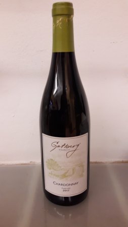 Fľaša vína Chardonnay 2017, pozdný sber (polosuché)