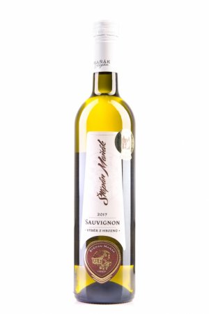 Fľaša vína Sauvignon 2017, výber z hrozna (polosladké)
