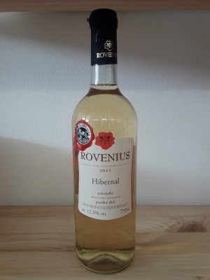 Fľaša vína Hibernal 2015, pozdný sber (polosladké)