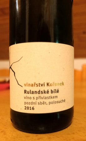 Fľaša vína Rulandské bílé 2016, pozdný sber (polosuché)