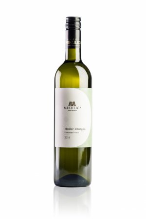 Fľaša vína Müller Thurgau 2017, kabinetné víno (polosuché)