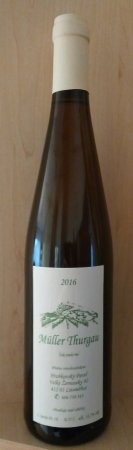 Fľaša vína Müller Thurgau 2016, zemské víno (suché)