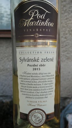 Fľaša vína Sylvánské zelené 2015, pozdný sber (polosuché)