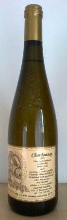 Fľaša vína Chardonnay 2012, pozdný sber (suché)