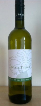 Fľaša vína Müller Thurgau 2015, akostné víno (suché)
