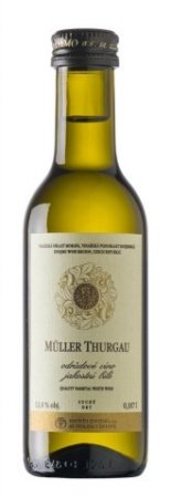 Fľaša vína Müller Thurgau, akostné víno (suché)