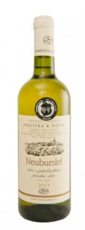 Fľaša vína Neuburské 2013, pozdný sber (suché)