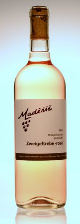 Fľaša vína Zweigeltrebe - rosé 2015, zemské víno (polosladké)