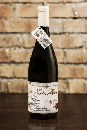 Fľaša vína Pálava Barrique 2011, pozdný sber (polosladké)