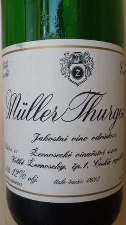 Fľaša vína Müller Thurgau 2013, akostné víno (suché)