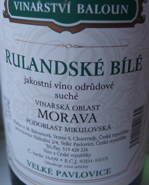 Fľaša vína Rulandské bílé, akostné víno