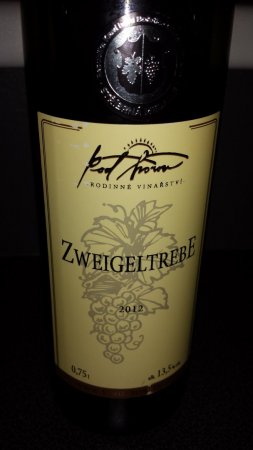 Fľaša vína Zweigeltrebe 2012, zemské víno (suché)
