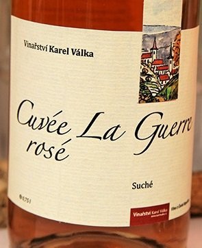 Fľaša vína Cuvée La Guerre rosé 2013, kabinetné víno