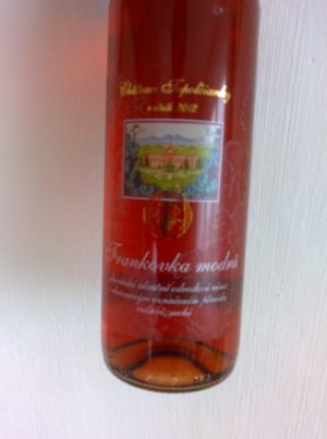 Fľaša vína Frankovka modrá 2012, akostné víno (suché)