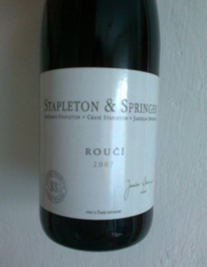 Fľaša vína Pinot Noir (Roučí) 2007, akostné víno (suché)