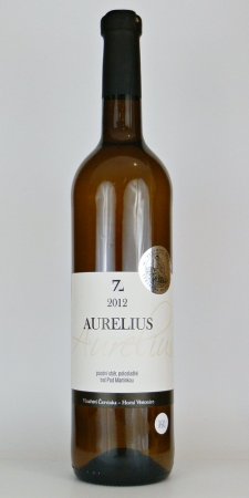 Fľaša vína Aurelius 2012, pozdný sber (polosladké)