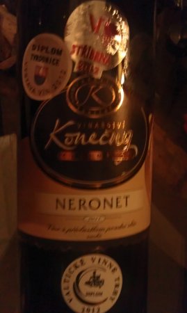 Fľaša vína Neronet 2011, pozdný sber (suché)