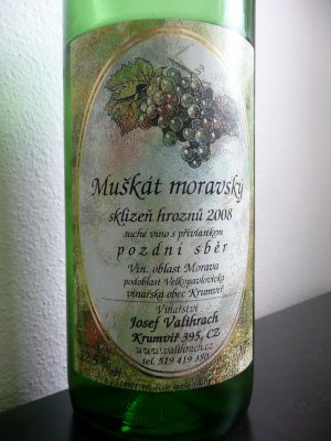 Fľaša vína Muškát moravský 2008, pozdný sber (suché)