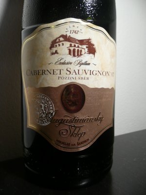 Fľaša vína Cabernet Sauvignon 2007, pozdný sber (suché)